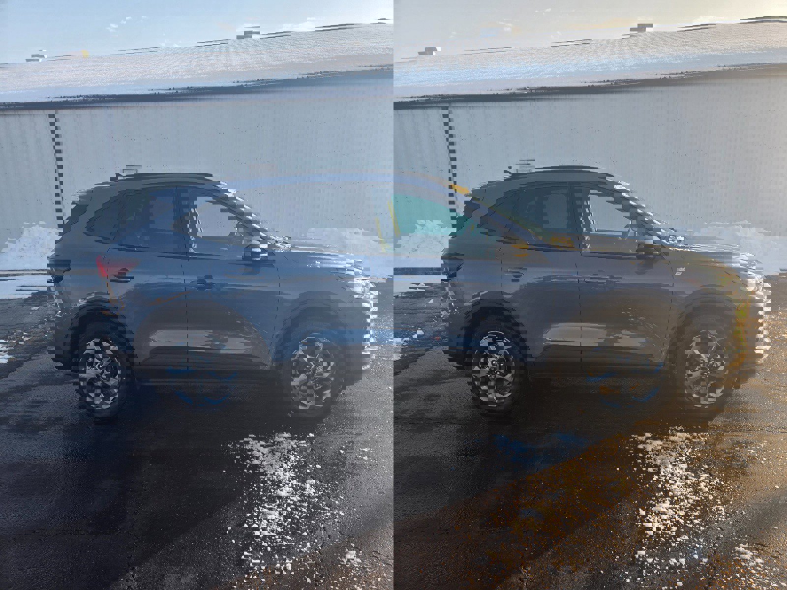 Used 2025 Ford Escape ST-Line w/ Equipment Group 301A image 2