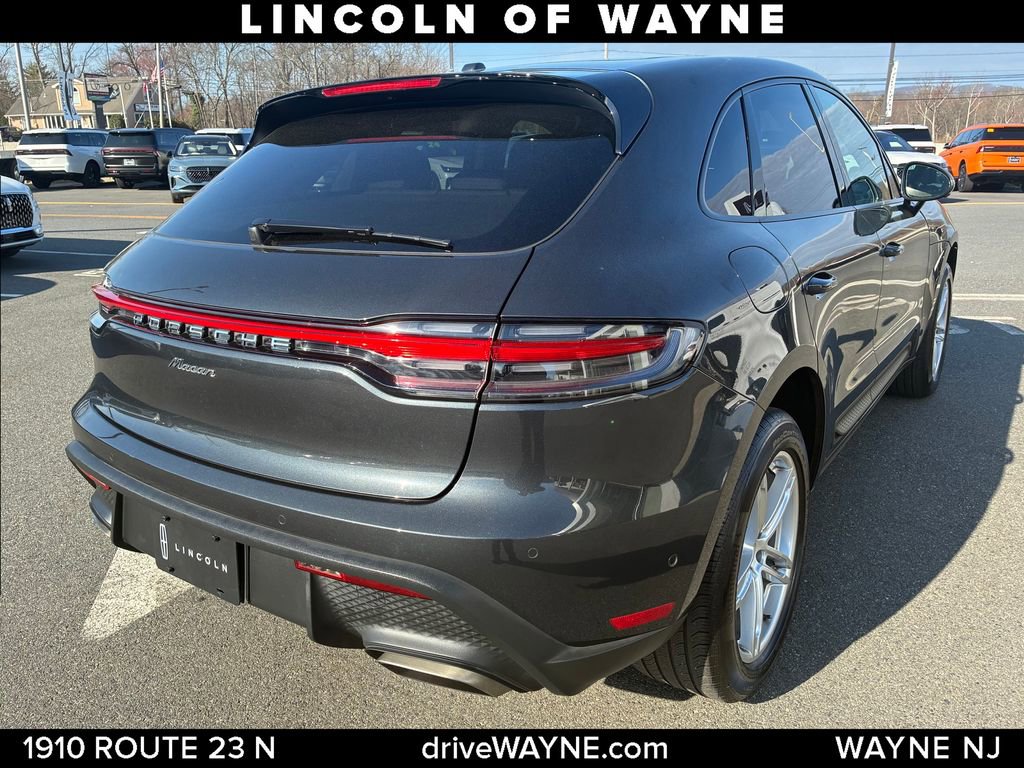 Used 2022 Porsche Macan image 7