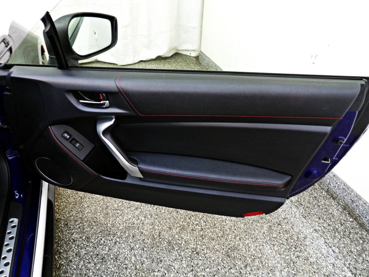 Used 2016 Scion FR-S RWD image 10