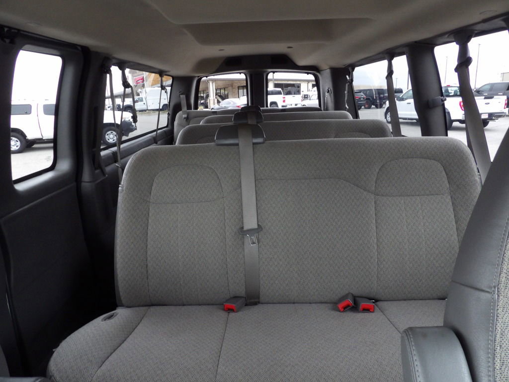 Used 2020 Chevrolet Express 3500 LS image 29