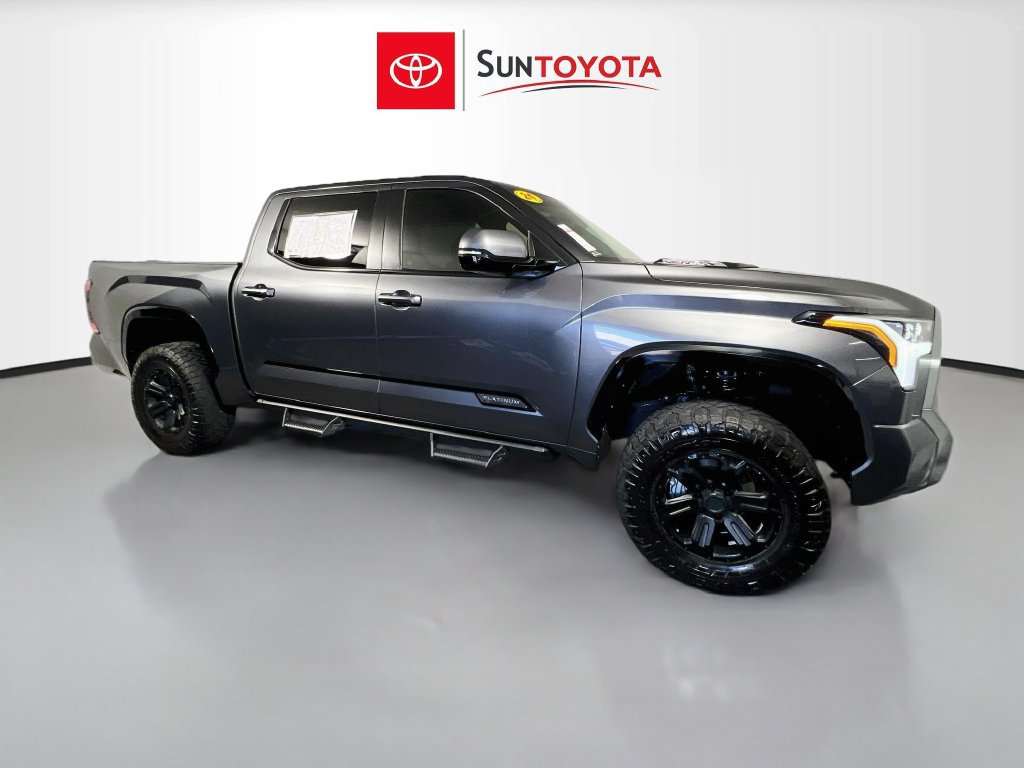 Used 2024 Toyota Tundra Platinum RWD image 1