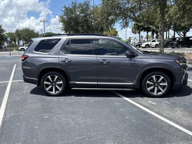 Certified 2023 Honda Pilot Elite image 3