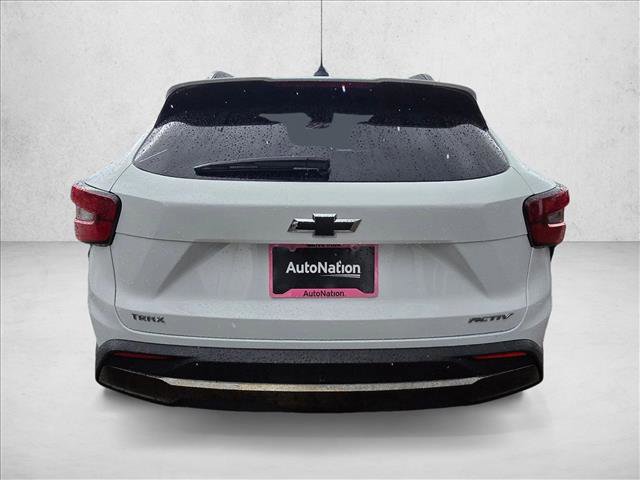 New 2026 Chevrolet Trax ACTIV w/ Sunroof Package FWD image 8
