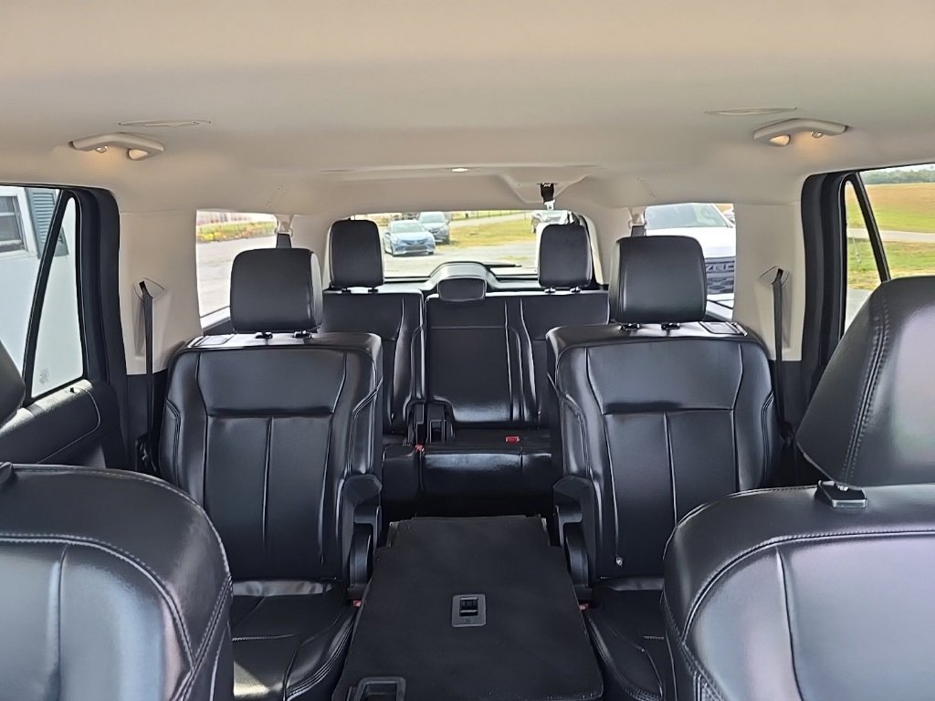 Used 2024 Ford Expedition Max XLT image 15