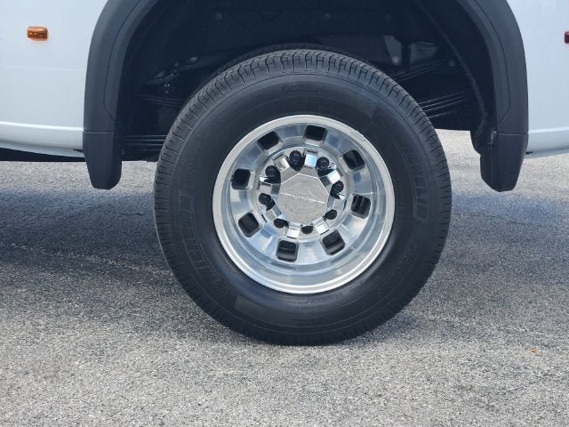 New 2026 GMC Sierra 3500 Denali Ultimate AWD/4WD image 10