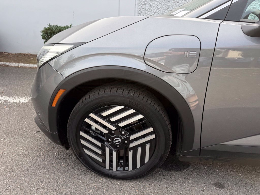 New 2026 Nissan Leaf SV Plus w/ Floor Mat Package (SV+) FWD image 10