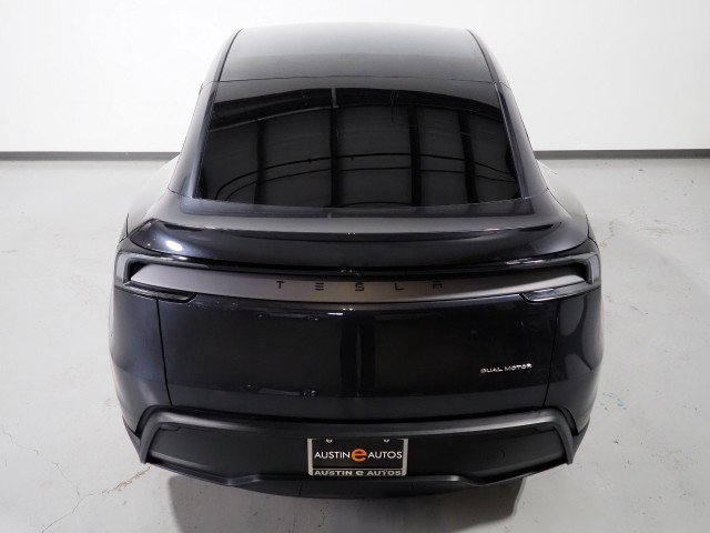 Used 2026 Tesla Model Y Long Range AWD/4WD image 8