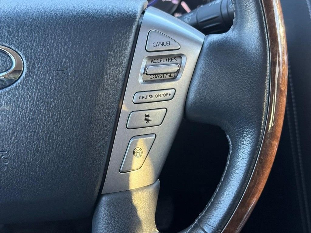 Used 2017 INFINITI QX80 4WD w/ Driver Assistance Package image 19