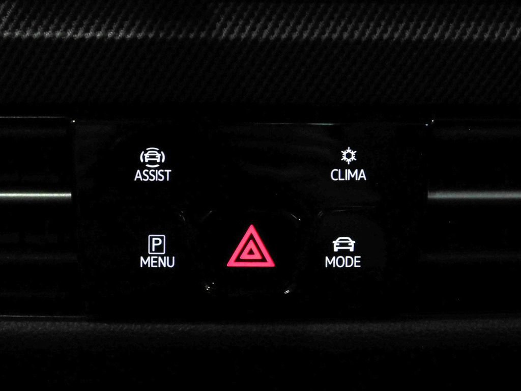 Used 2026 Volkswagen Golf AWD/4WD image 38