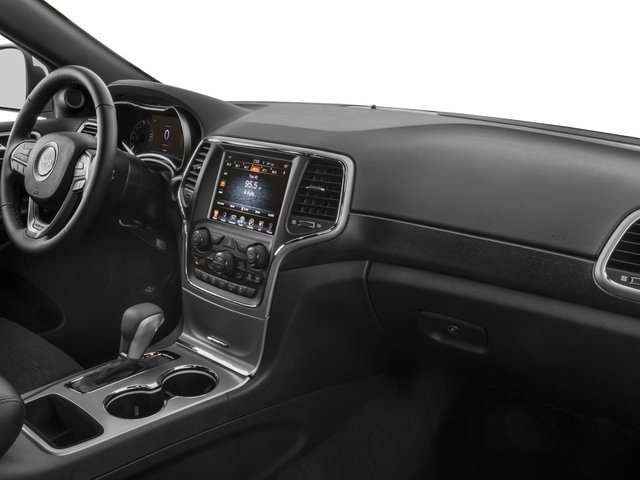 Used 2017 Jeep Grand Cherokee Laredo w/ Quick Order Package 23E AWD/4WD image 19