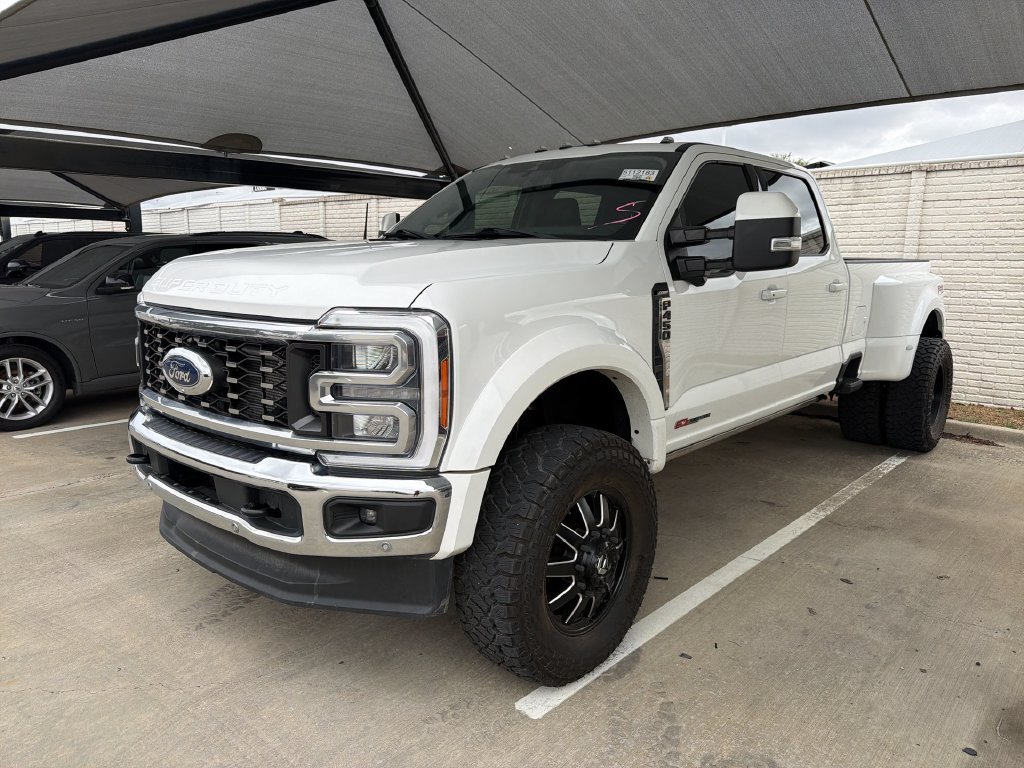 Used 2023 Ford F450 Lariat w/ Lariat Ultimate Package AWD/4WD image 1