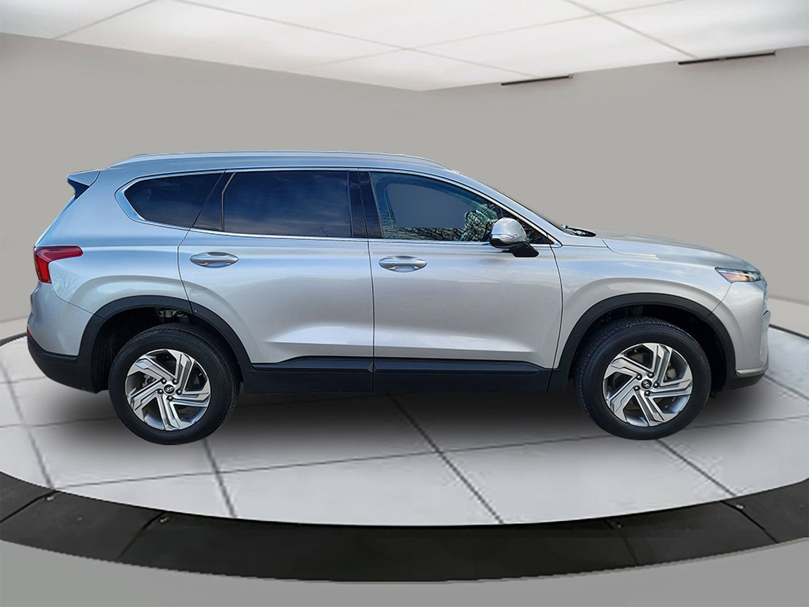 Used 2023 Hyundai Santa Fe SEL image 6