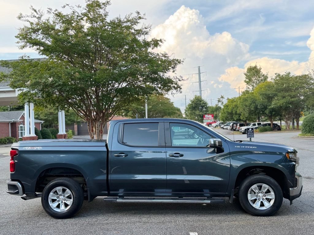 Used 2020 Chevrolet Silverado 1500 LT w/ Convenience Package AWD/4WD image 6