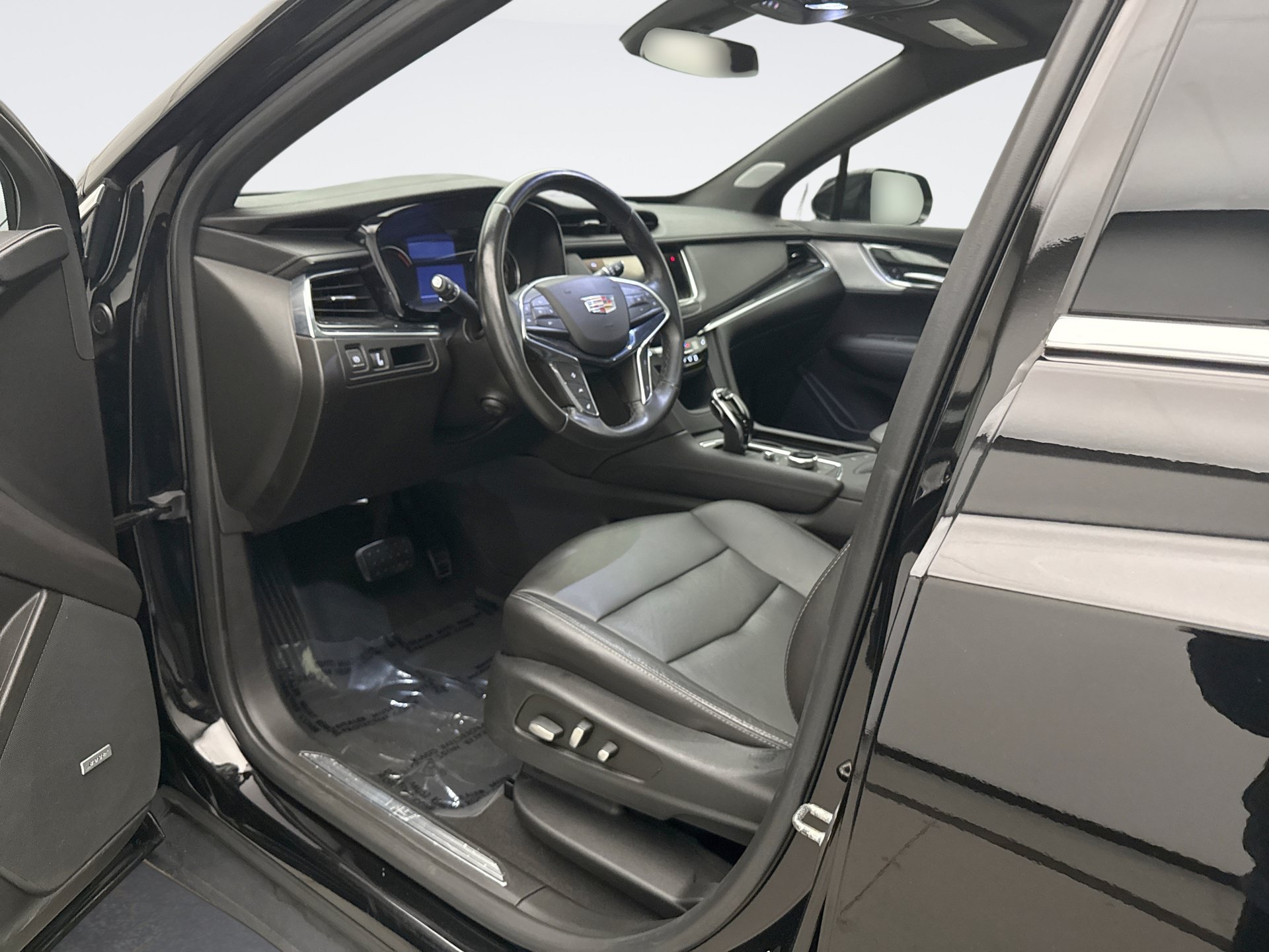 Used 2020 Cadillac XT5 Premium Luxury AWD/4WD image 10