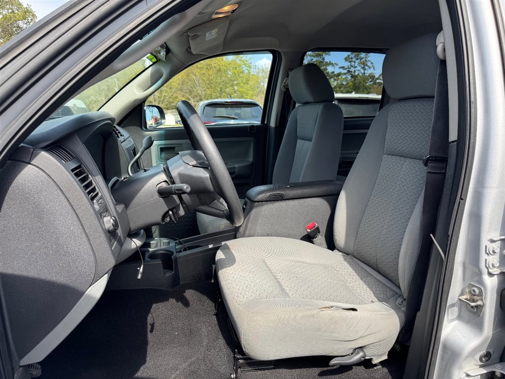 Used 2008 Dodge Dakota SXT image 14