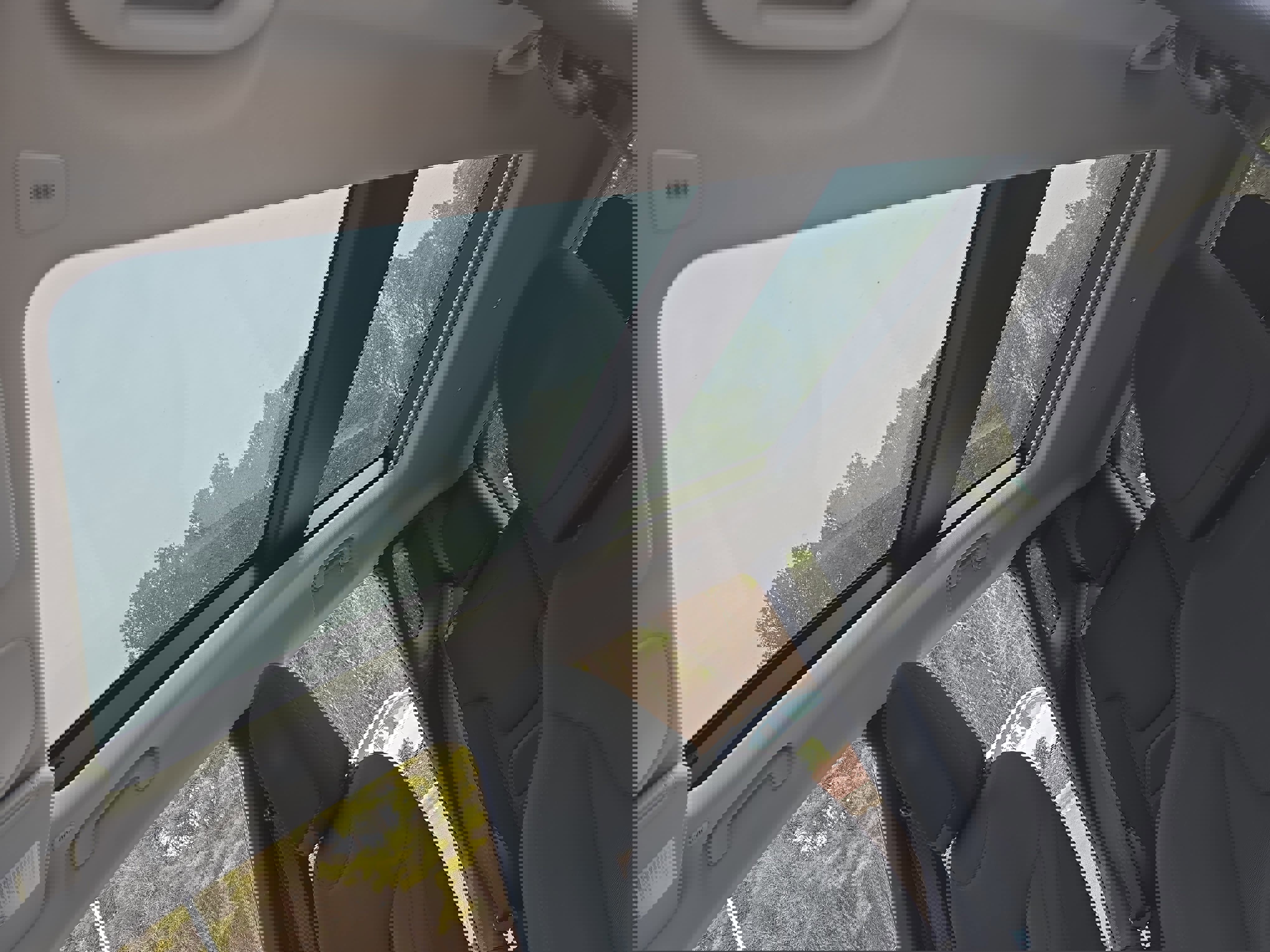 Used 2020 Jeep Renegade Latitude w/ Popular Equipment Group image 30