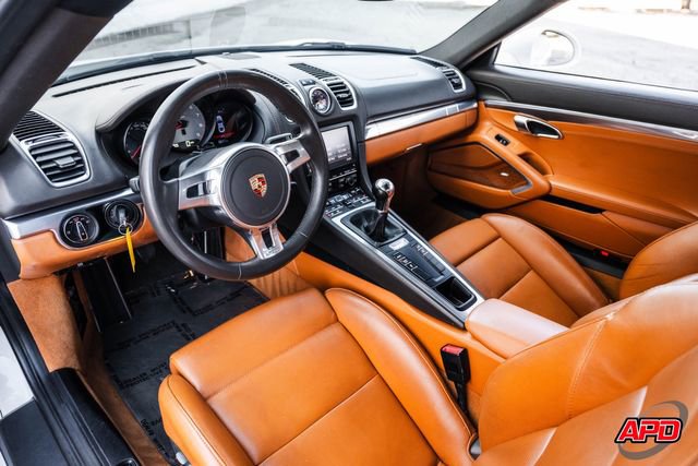 Used 2014 Porsche Cayman S image 2
