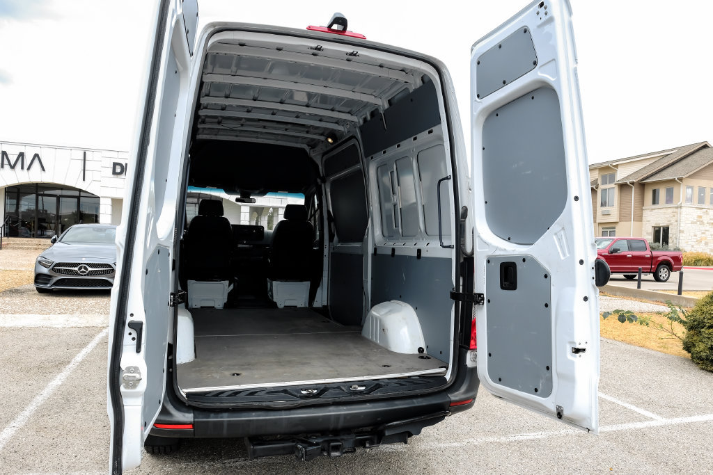 Used 2025 Mercedes-Benz Sprinter 2500 image 51
