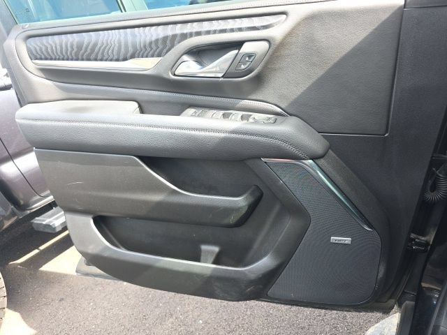 Used 2024 GMC Yukon Denali AWD/4WD image 9
