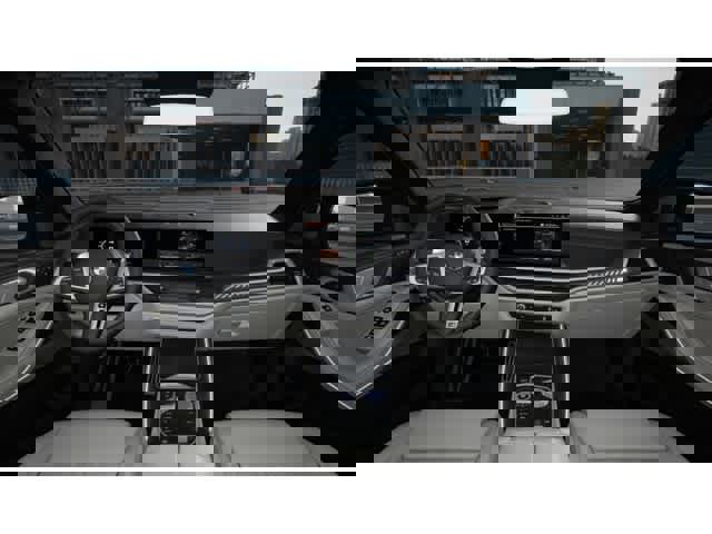 New 2026 BMW X7 M60i w/ Executive Package image 10