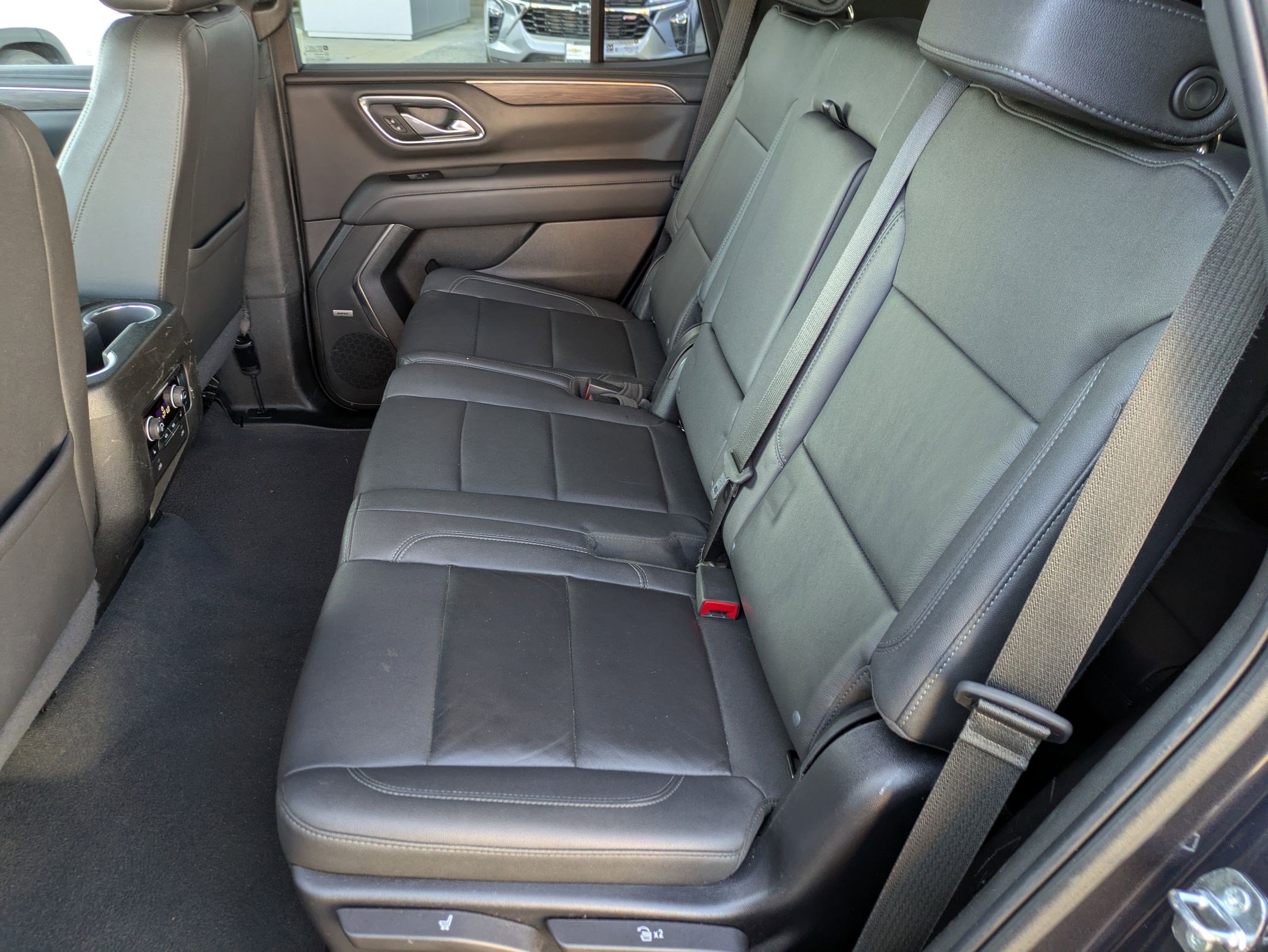 Certified 2022 Chevrolet Tahoe LT w/ Luxury Package image 24