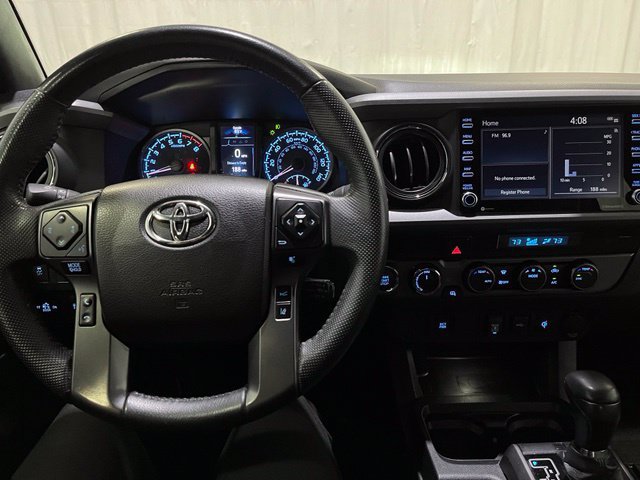 Used 2022 Toyota Tacoma TRD Off-Road AWD/4WD image 21