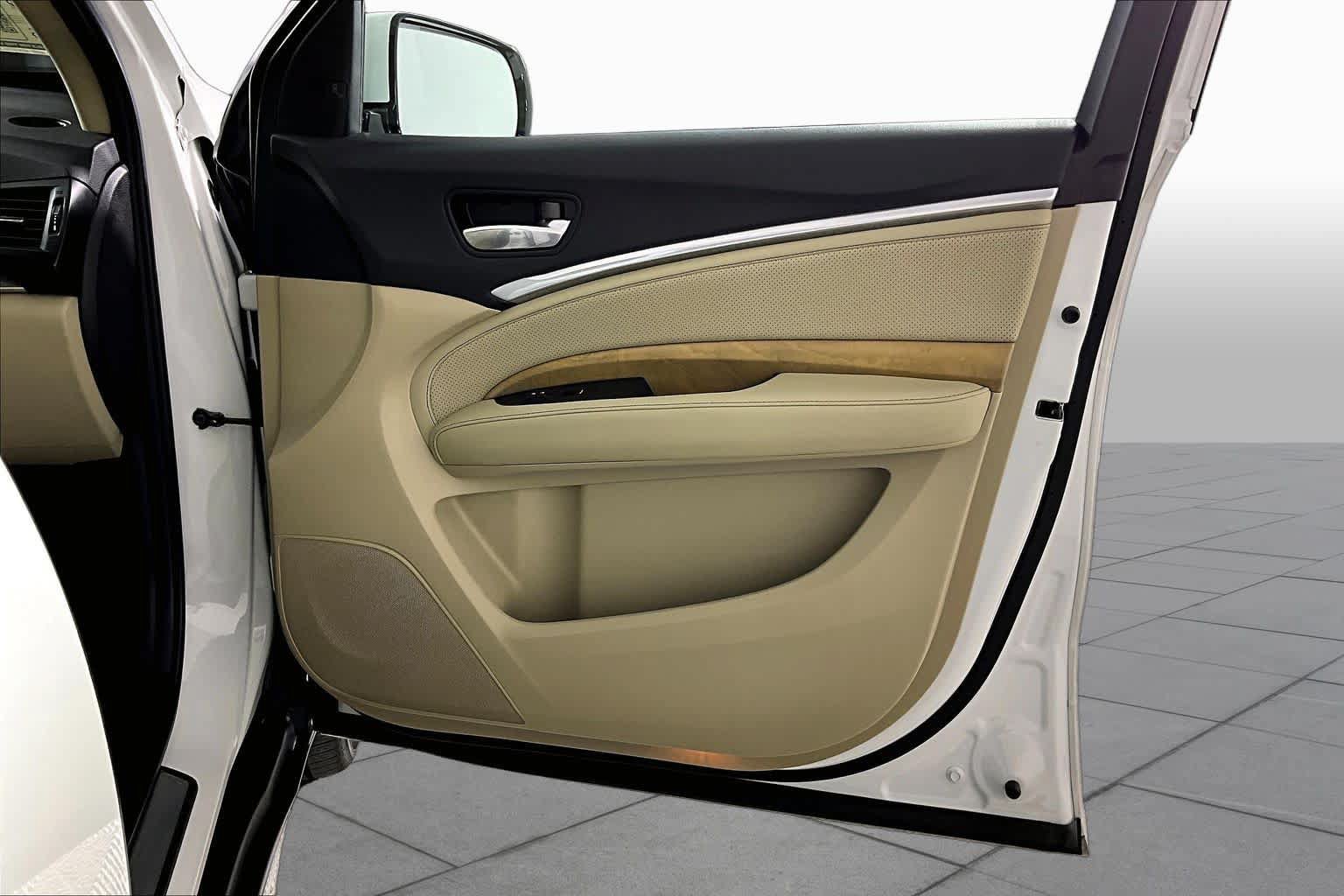Used 2020 Acura MDX w/ Technology Package FWD image 21