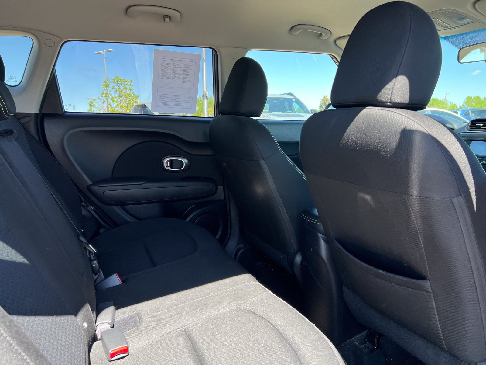 Used 2016 Kia Soul + FWD image 19