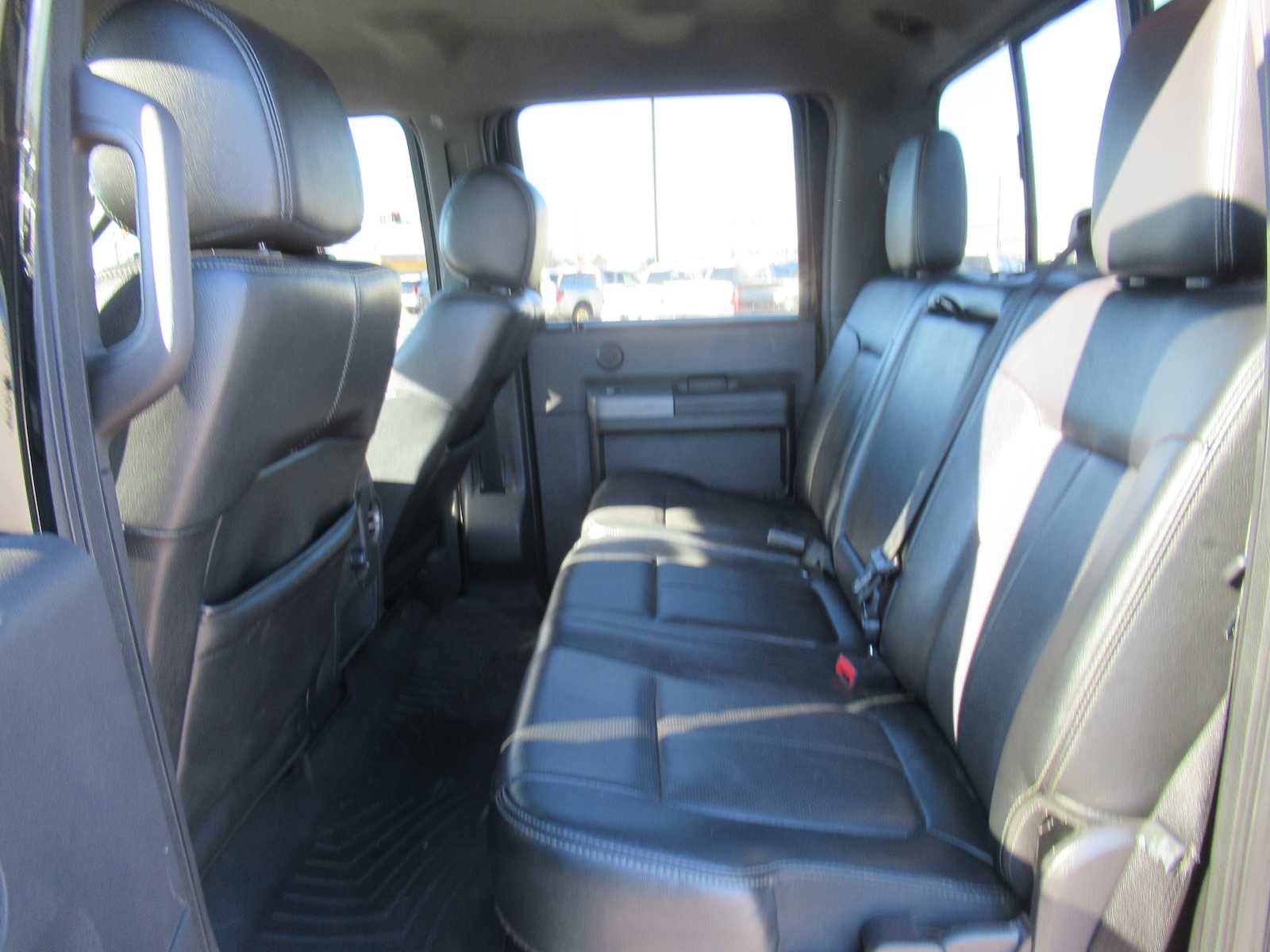 Used 2016 Ford F350 Lariat w/ Lariat Interior Package image 15