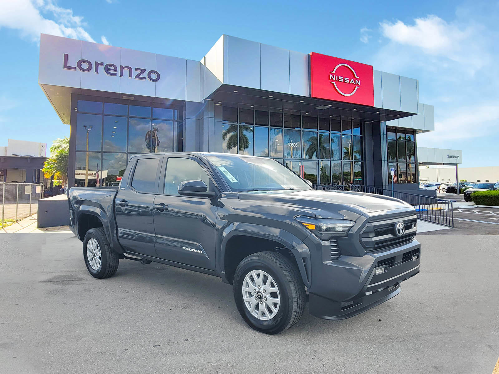 Used 2025 Toyota Tacoma SR5 RWD image 3
