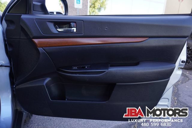 Used 2014 Subaru Outback 2.5i Limited w/ Moonroof Package AWD/4WD image 90