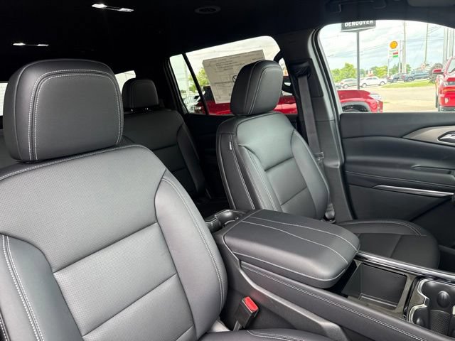 New 2026 Chevrolet Traverse LT w/ Driver Confidence Package AWD/4WD image 30