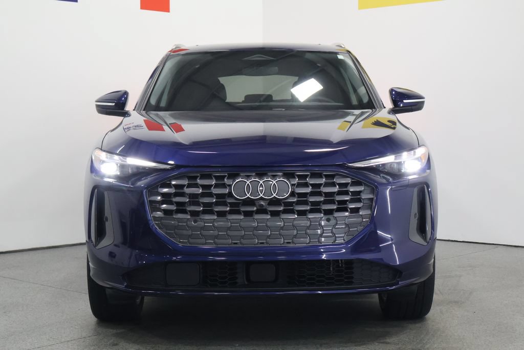 Certified 2025 Audi Q5 Premium Plus w/ Premium Plus AWD/4WD image 7