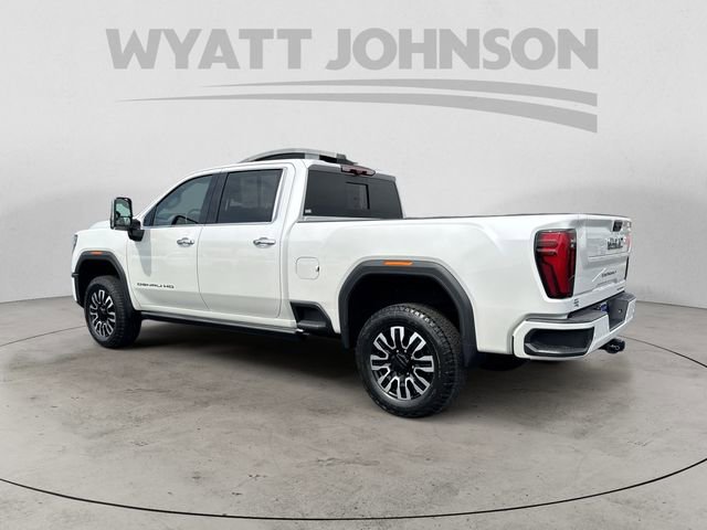 Used 2025 GMC Sierra 2500 Denali Ultimate w/ Max Trailering Package AWD/4WD image 3