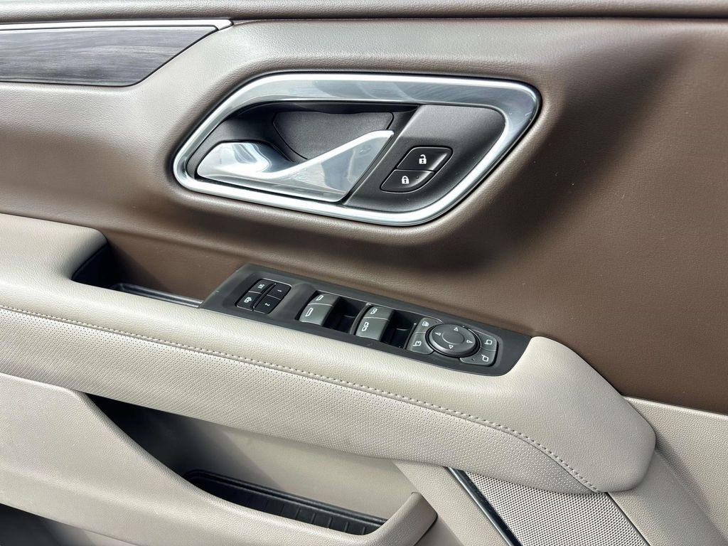 Used 2021 GMC Yukon SLT w/ SLT Premium Package image 21