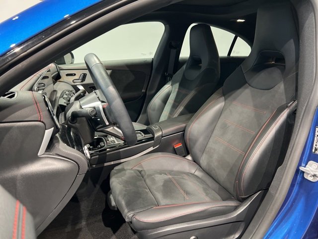 Used 2025 Mercedes-Benz CLA 250 4MATIC image 17