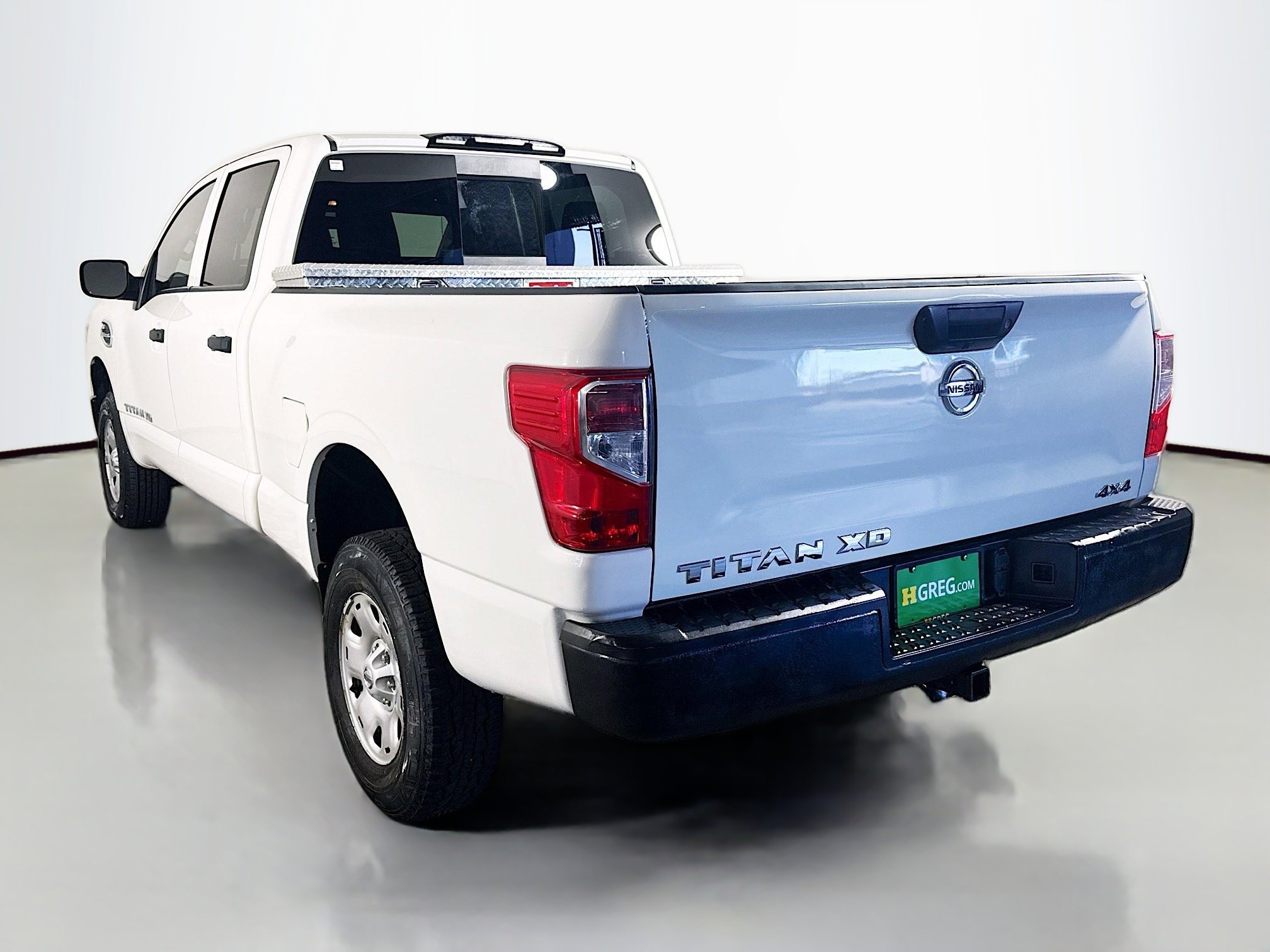 Used 2019 Nissan Titan S w/ S Utility Package image 7