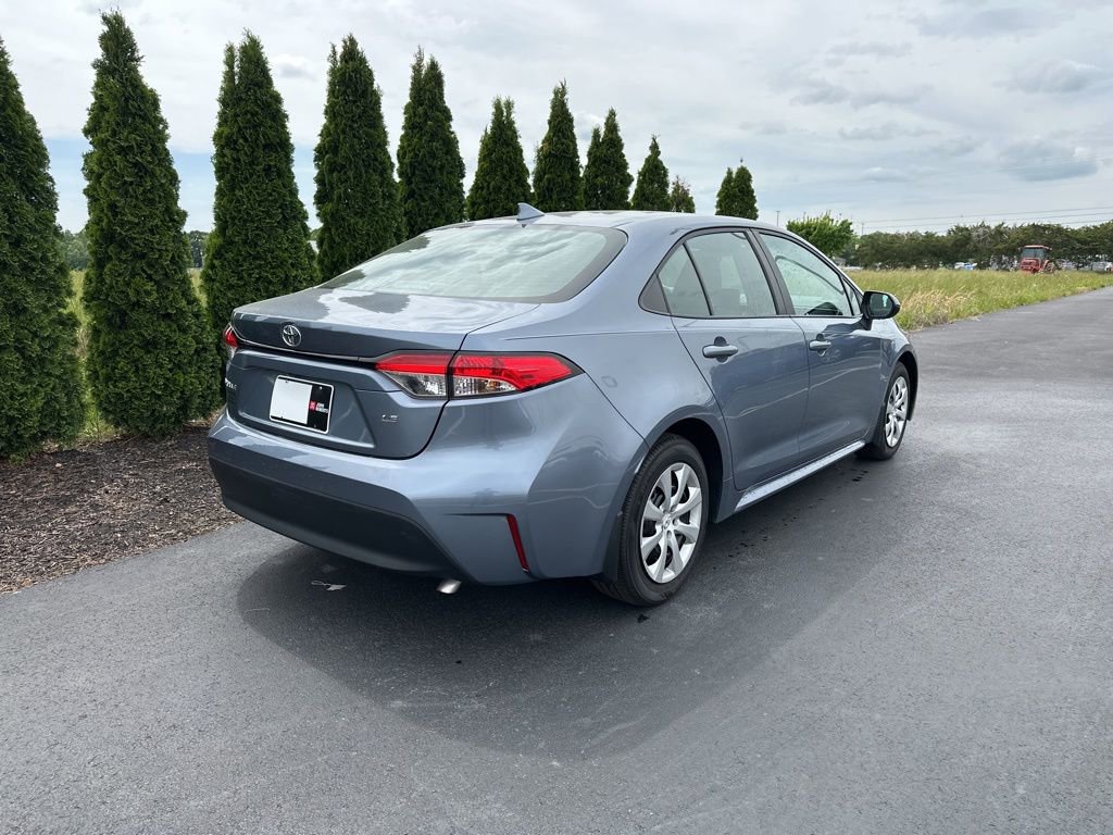 Certified 2025 Toyota Corolla LE FWD image 7