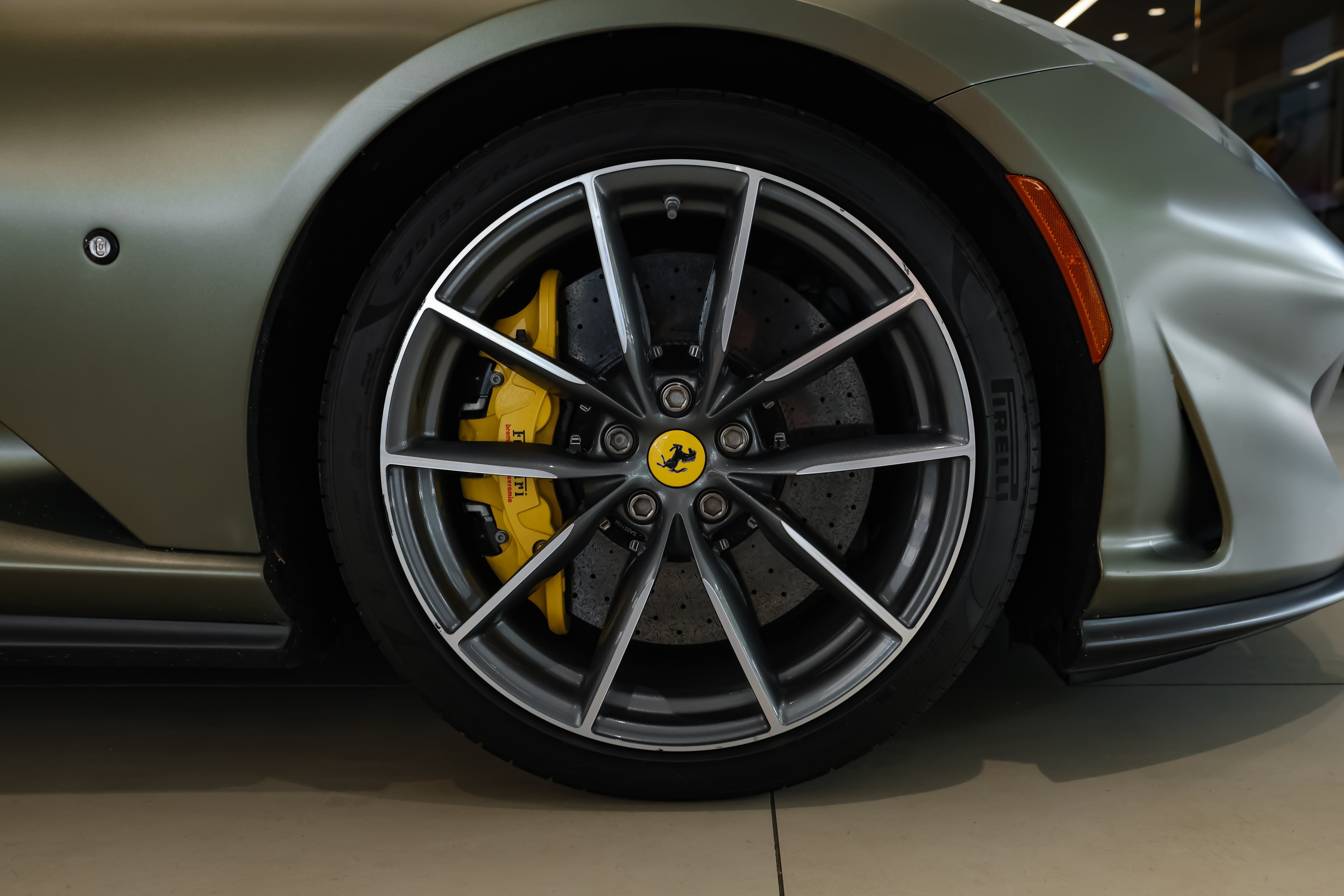 Used 2021 Ferrari 812 GTS RWD image 42
