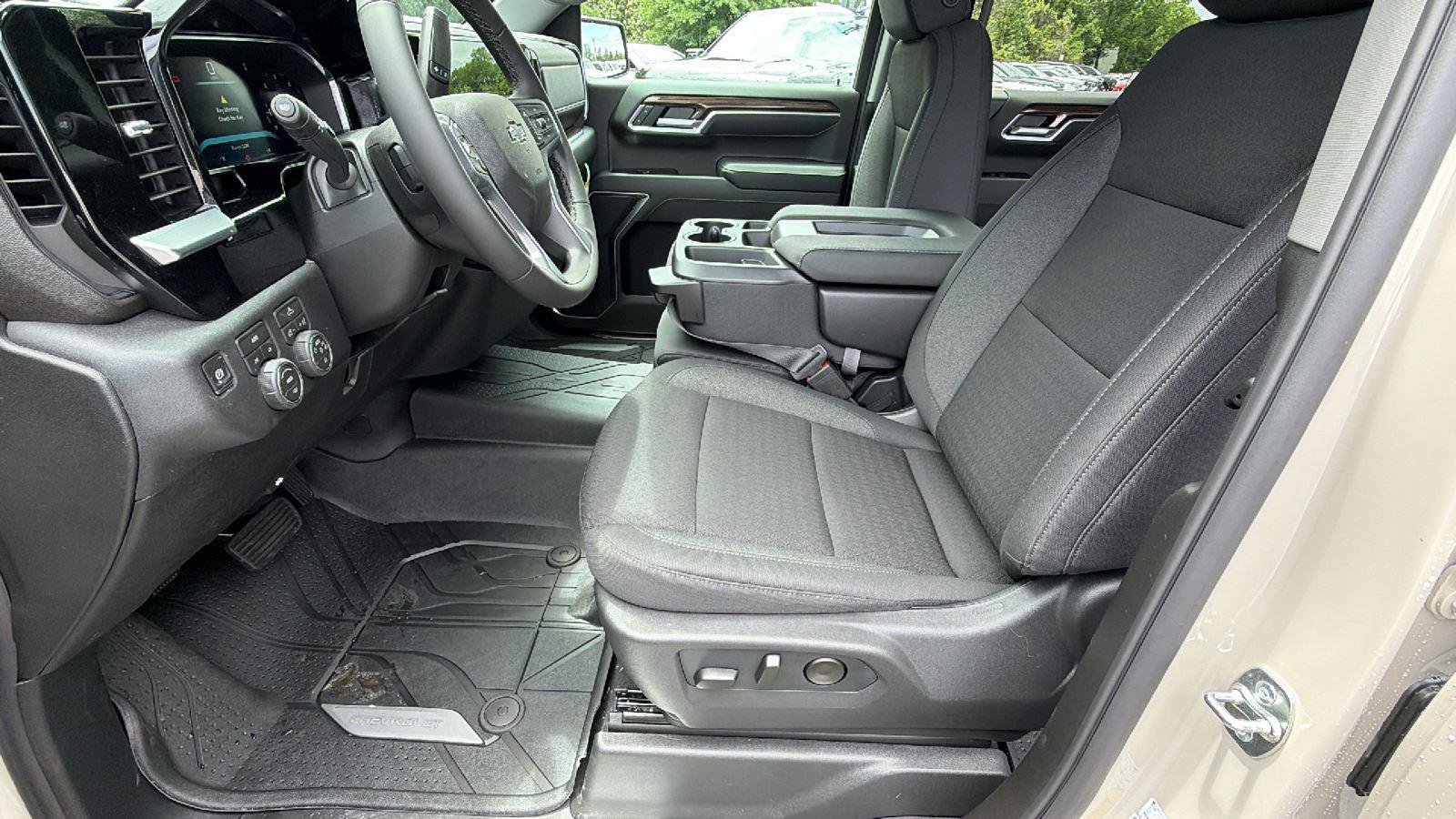 New 2026 Chevrolet Silverado 1500 RST w/ RST Select Package AWD/4WD image 13