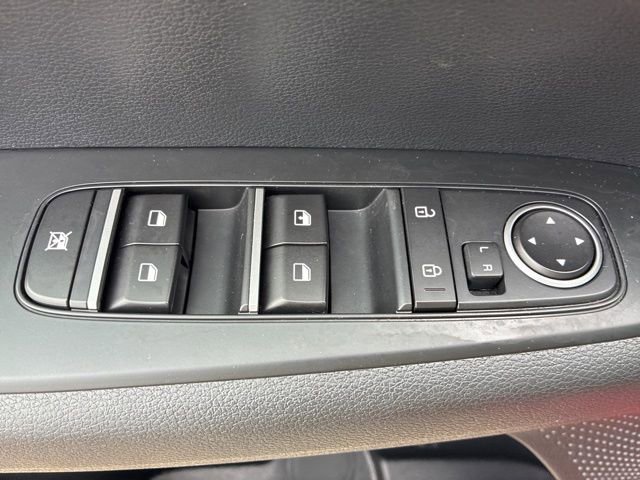 Used 2024 Kia Forte LXS w/ LXS Technology Package FWD image 15
