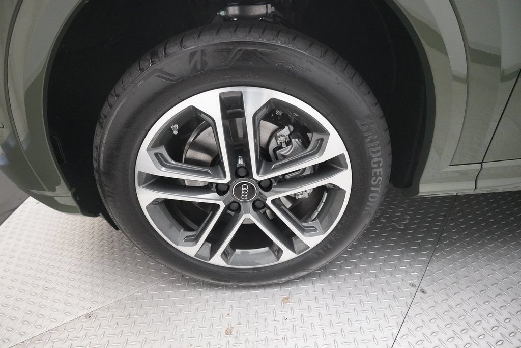 Certified 2025 Audi Q5 Premium Plus w/ Premium Plus AWD/4WD image 28