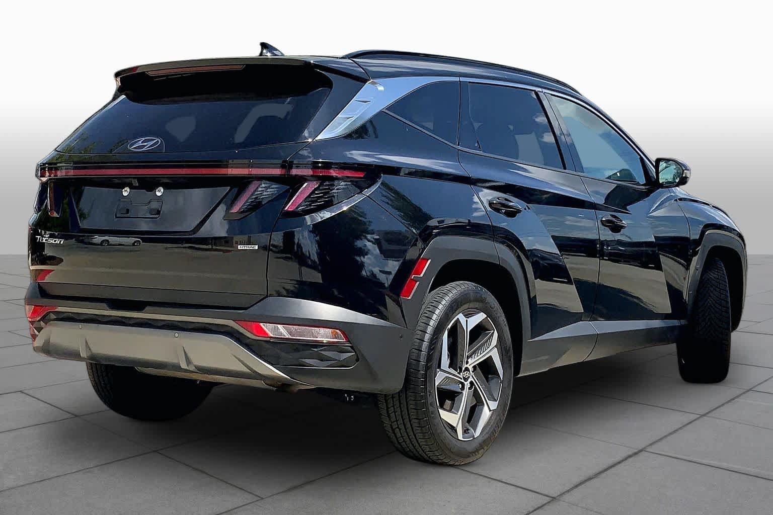 Used 2024 Hyundai Tucson Limited AWD/4WD image 13