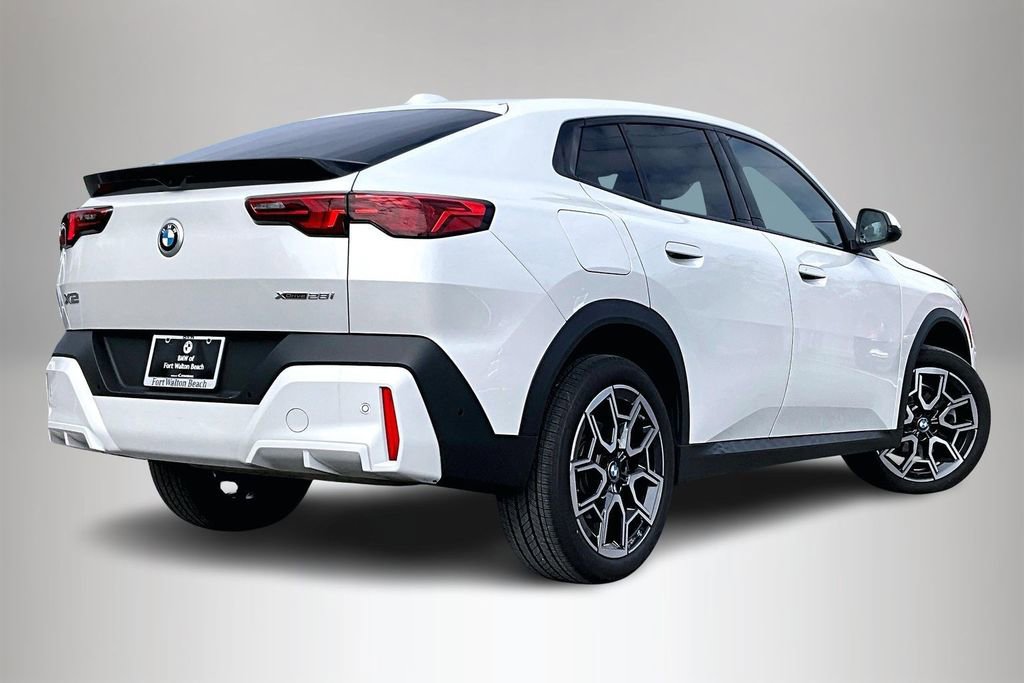 New 2025 BMW X2 xDrive28i w/ Premium Package image 21