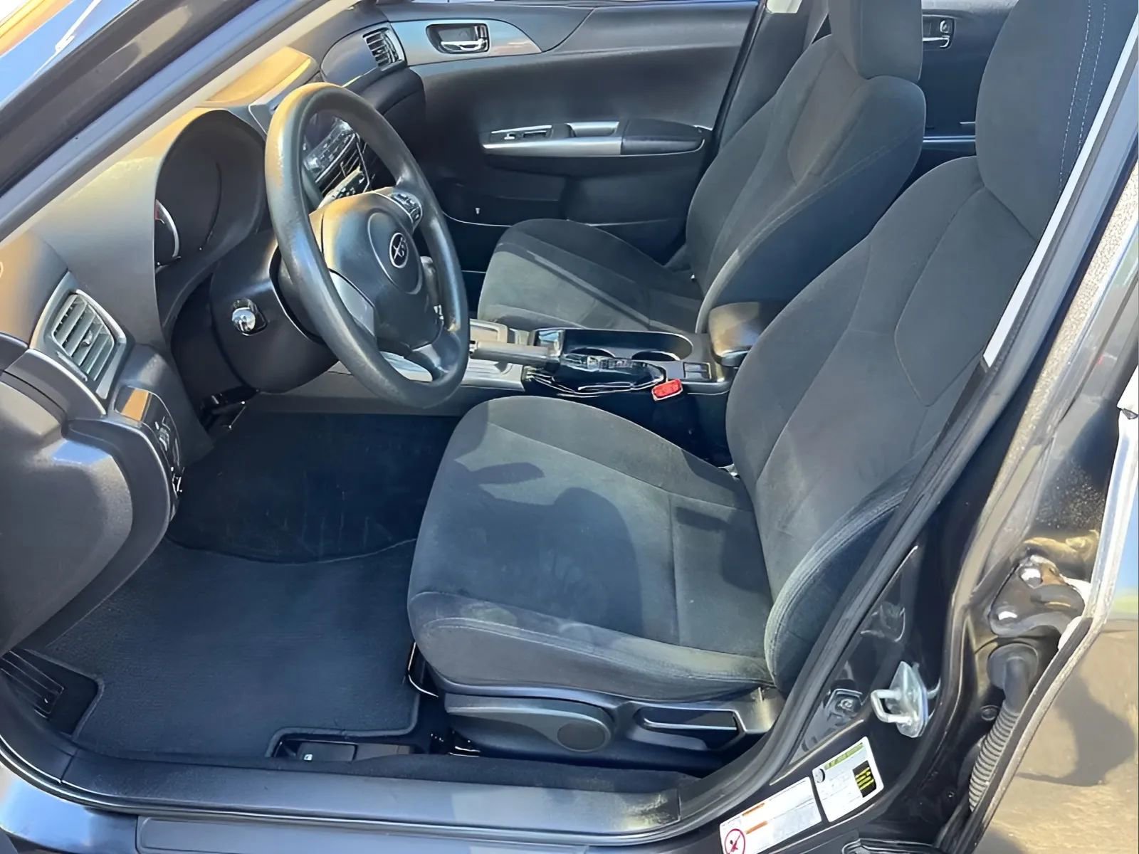 Used 2011 Subaru Impreza 2.5i AWD/4WD image 12