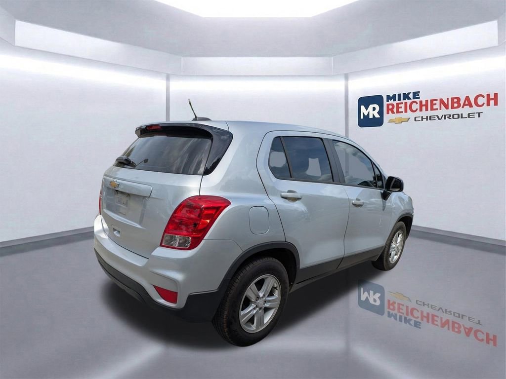 Used 2020 Chevrolet Trax LS FWD image 6