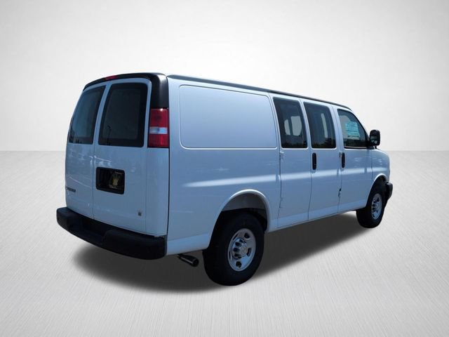 New 2025 Chevrolet Express 2500 RWD image 10