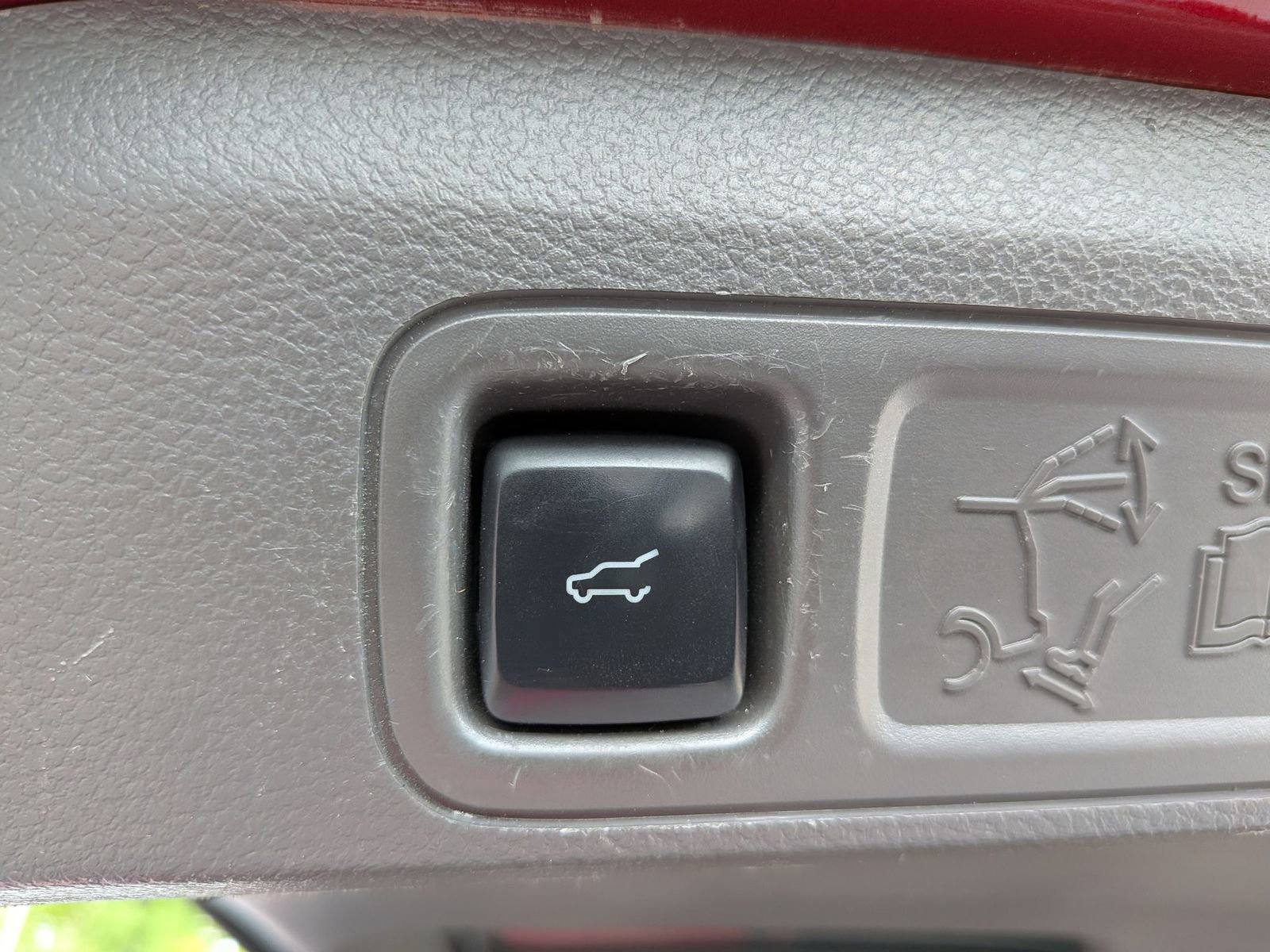Used 2019 Ford Expedition XLT w/ Equipment Group 202A AWD/4WD image 34