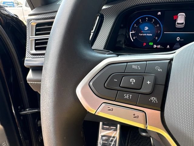 Used 2024 Volkswagen Atlas Cross Sport SEL R-Line AWD/4WD image 15