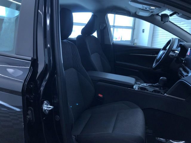 Certified 2025 Toyota Camry LE image 22